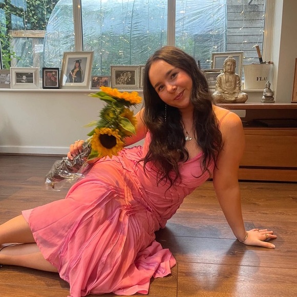 Meet your Posher, Roberta - Picture 1 of 1